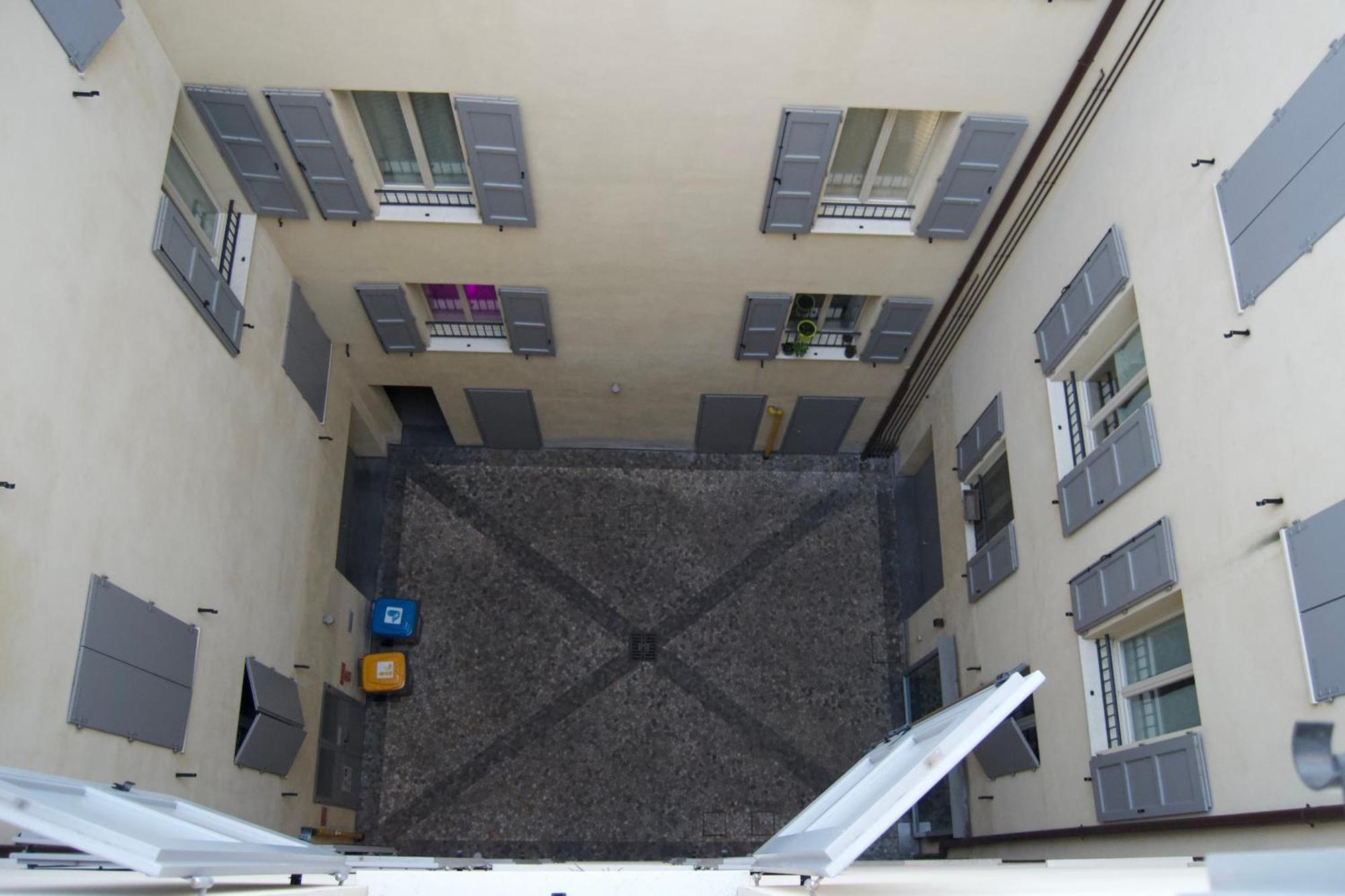 Appartement Casa Viola, Deliziosa Mansarda In Centro Storico à Modène Extérieur photo