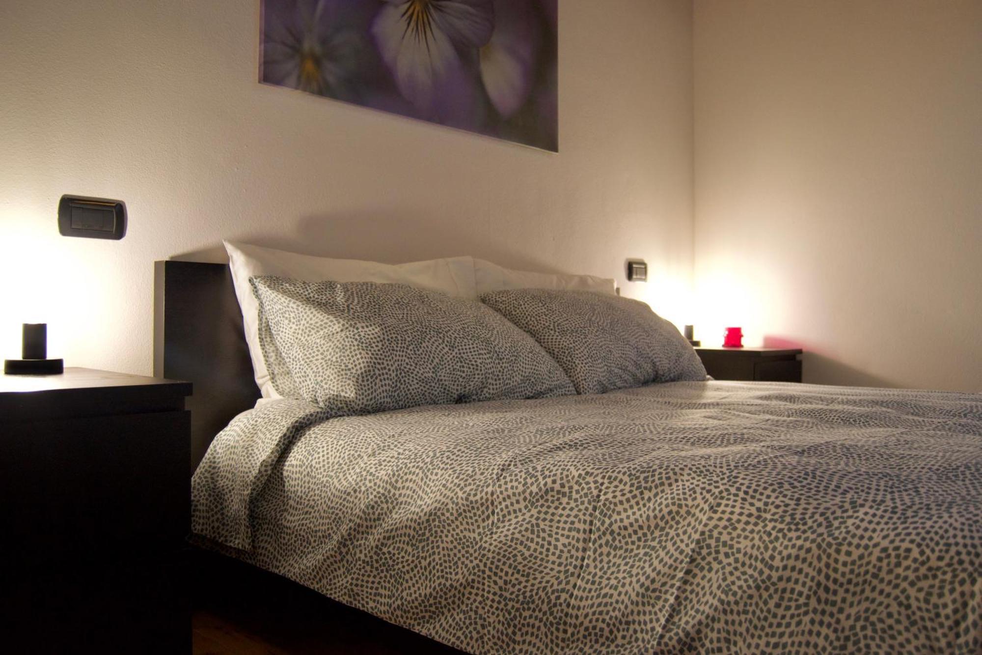 Appartement Casa Viola, Deliziosa Mansarda In Centro Storico à Modène Extérieur photo