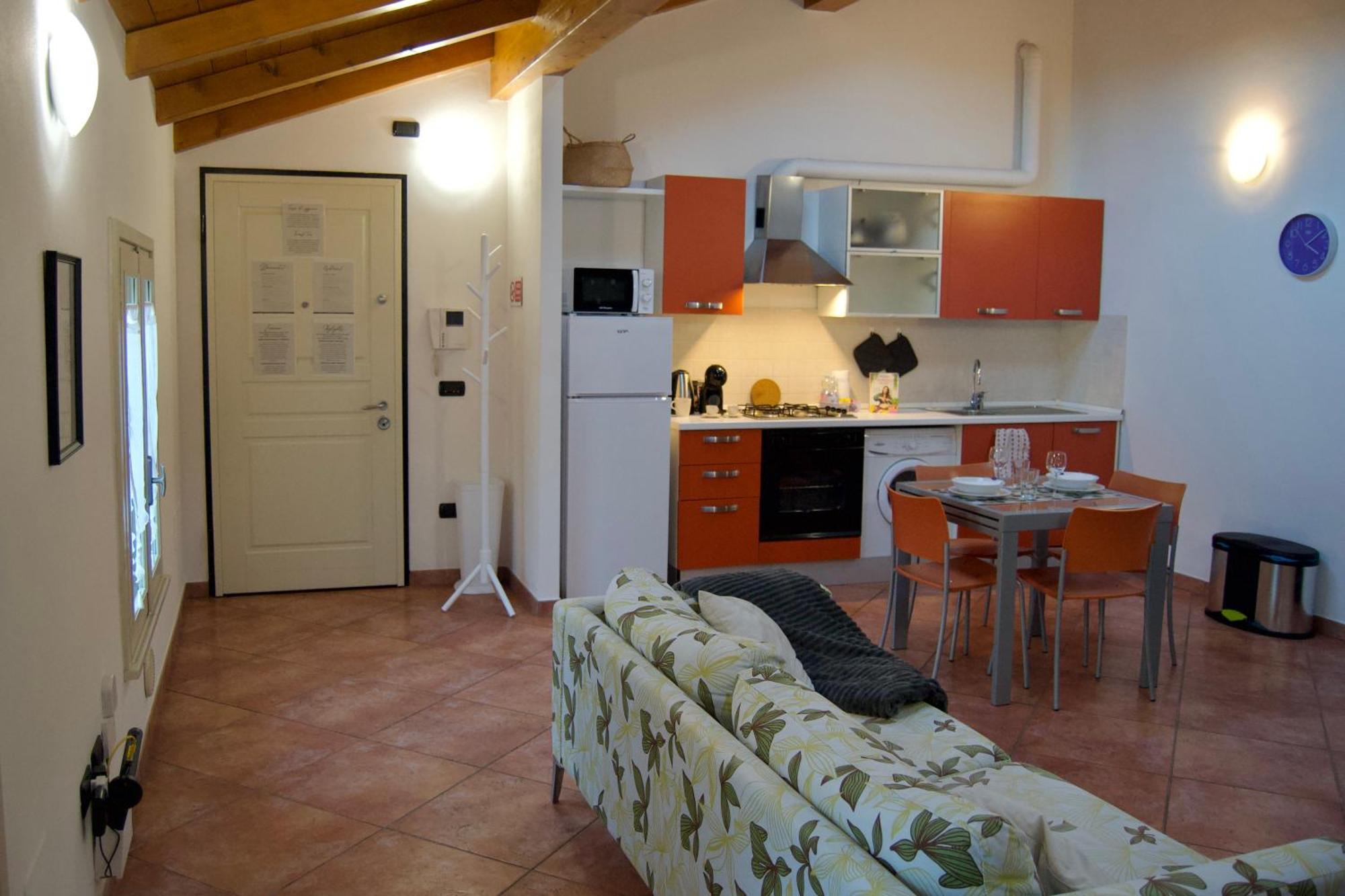 Appartement Casa Viola, Deliziosa Mansarda In Centro Storico à Modène Extérieur photo