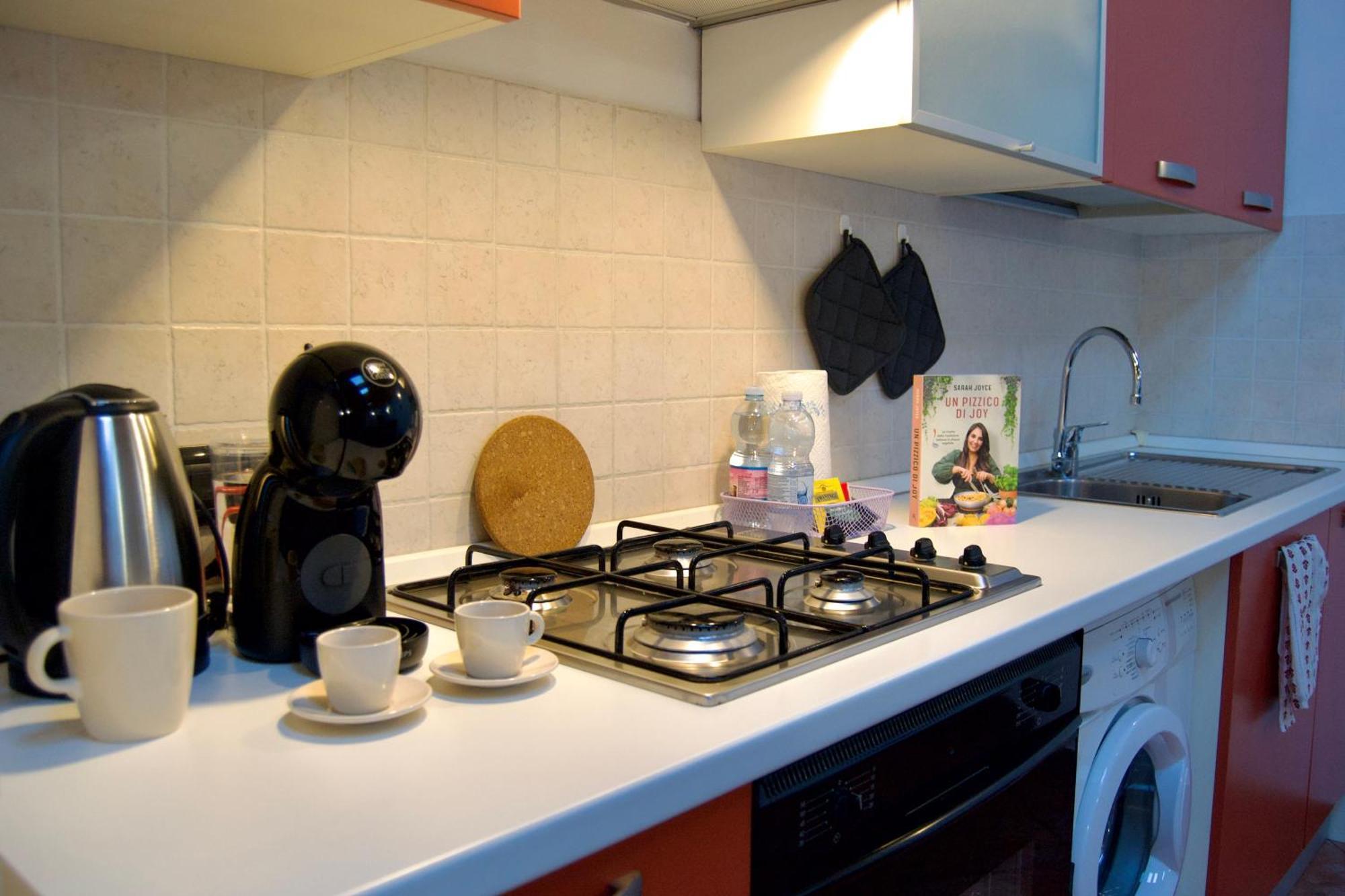 Appartement Casa Viola, Deliziosa Mansarda In Centro Storico à Modène Extérieur photo